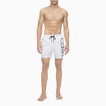 Load image into Gallery viewer, SOLID LOGO 5.5&quot; VOLLEY SHORTS
